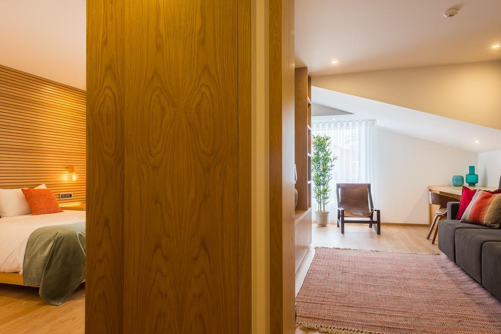 Almada Domus Apartment Porto Luaran gambar