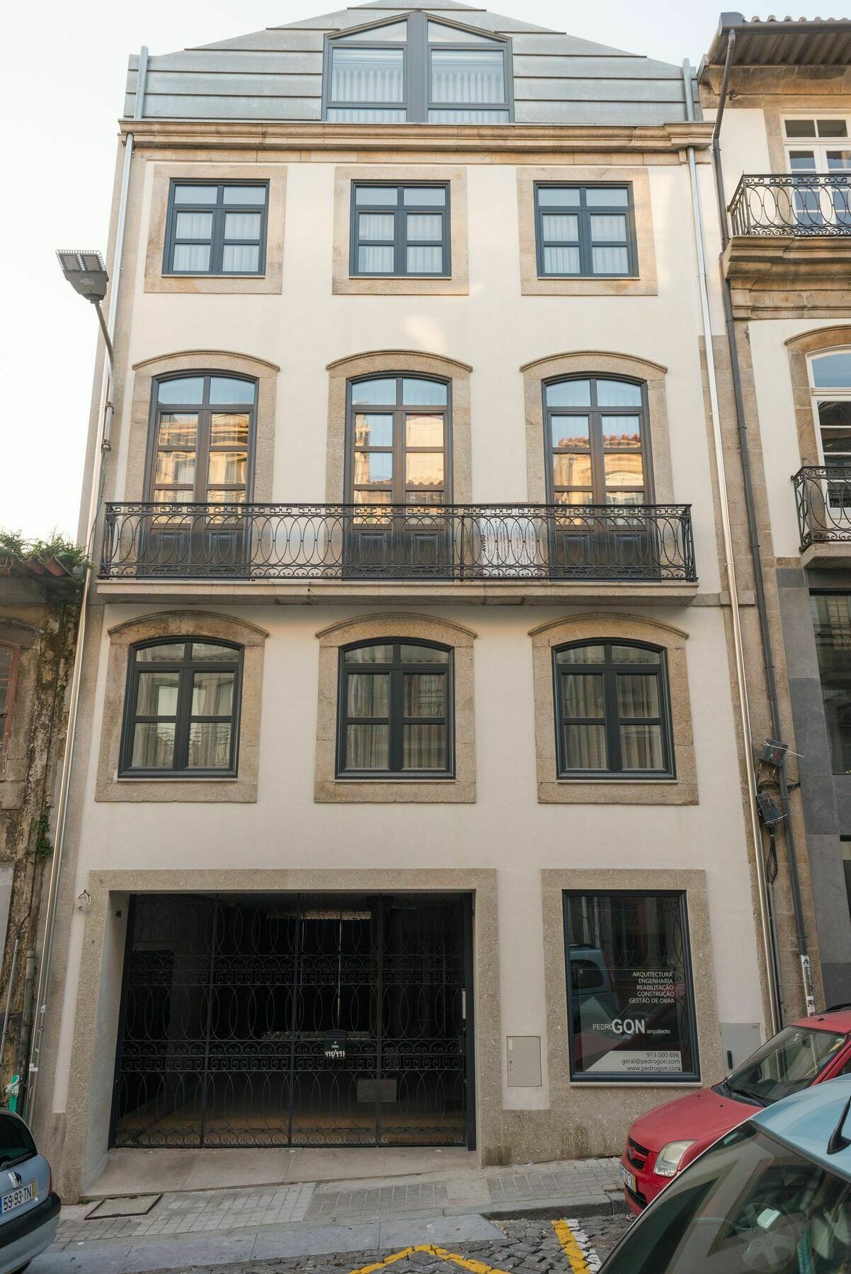 Almada Domus Apartment Porto Luaran gambar